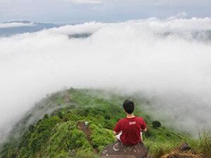 Read more about the article OPEN TRIP Eksplor Gunung Batu Jonggol & Curug Ciherang