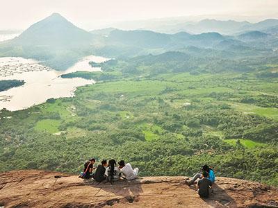 Read more about the article OPEN TRIP Pendakian Camp Gunung Lembu dan Trekking Gunung Bongkok