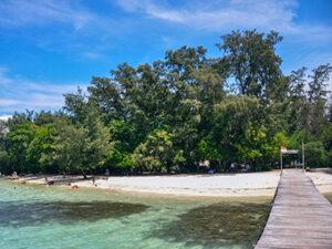 Read more about the article OPEN TRIP Camping & Snorkeling Pulau Semak Daun
